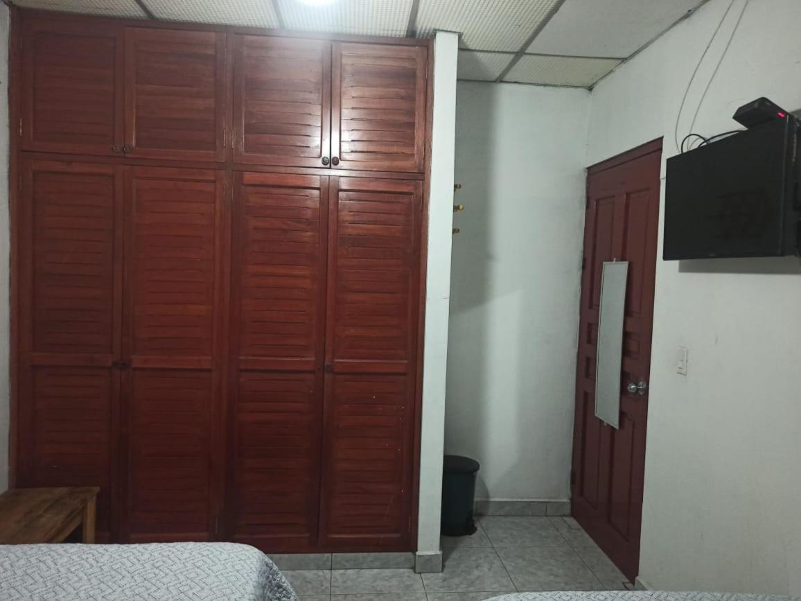 Hostal Familiar Argenal David Exterior photo