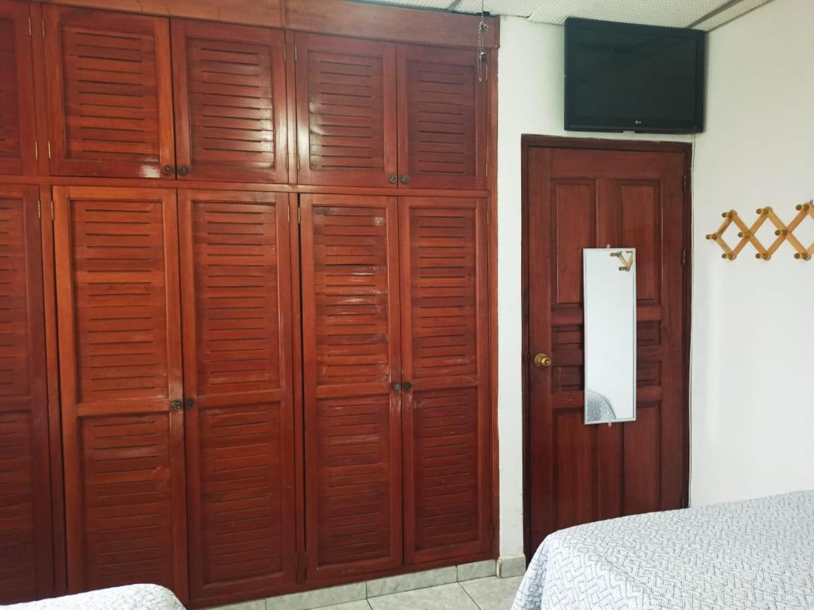 Hostal Familiar Argenal David Exterior photo
