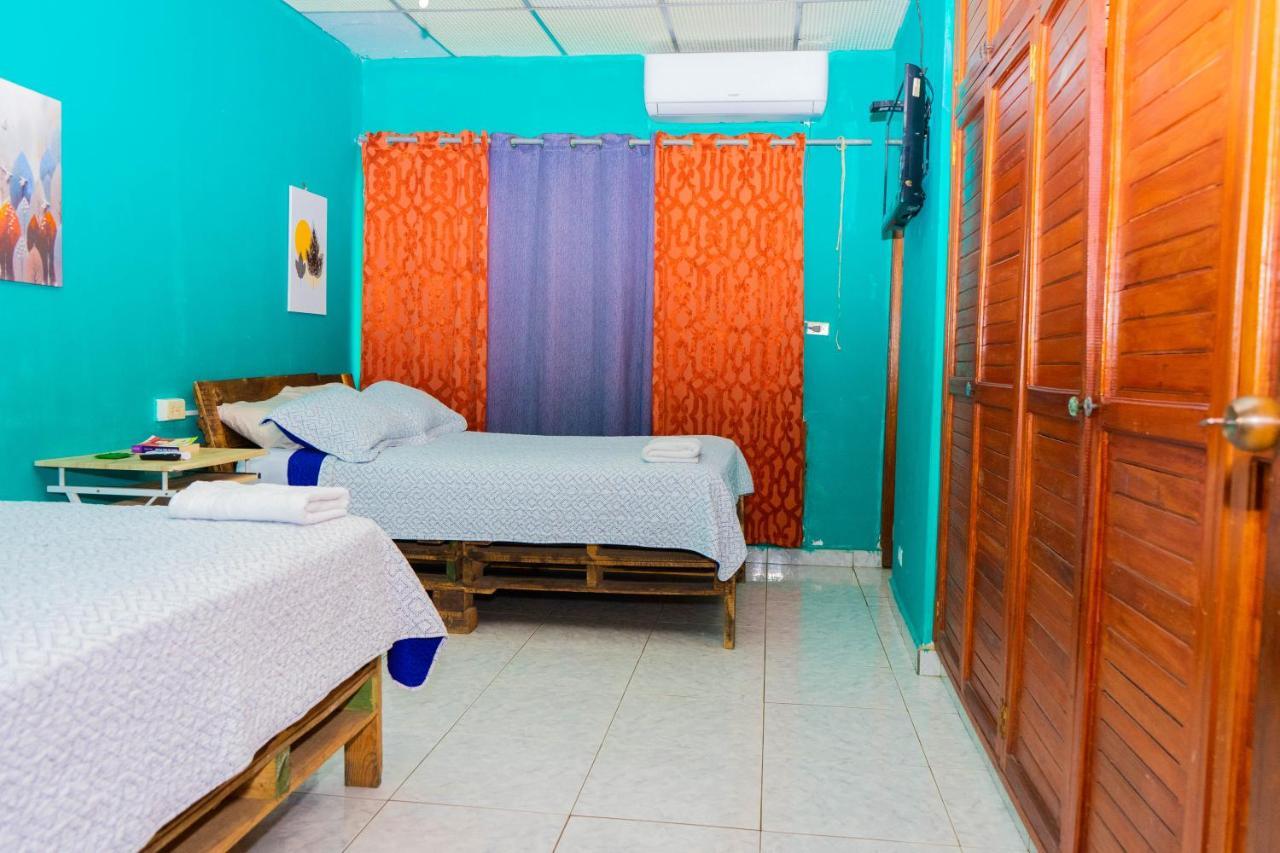 Hostal Familiar Argenal David Exterior photo