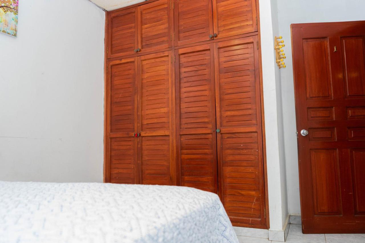 Hostal Familiar Argenal David Exterior photo